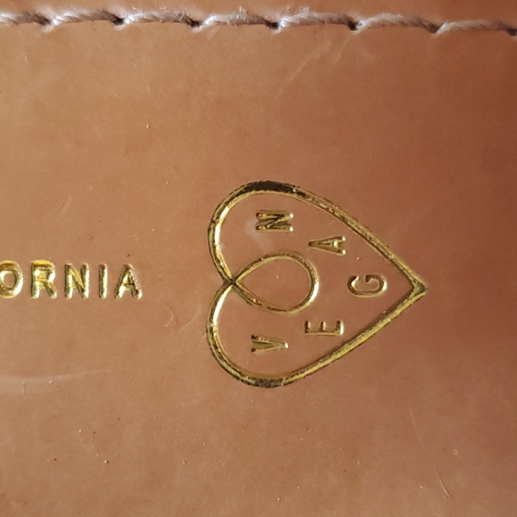 Women's Vegan Born in California Sandals, size 8 - Picture 7 of 7